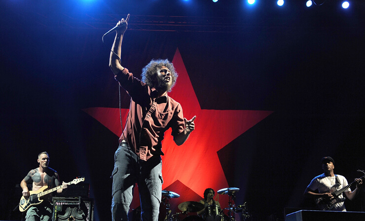 Rage Against The Machine 35 pancadas em cheio na cabeça