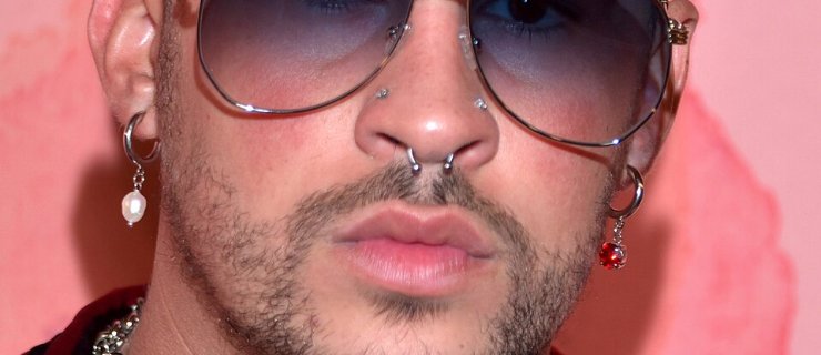 Bad Bunny em concerto, era Debí Tirar Más Fotos